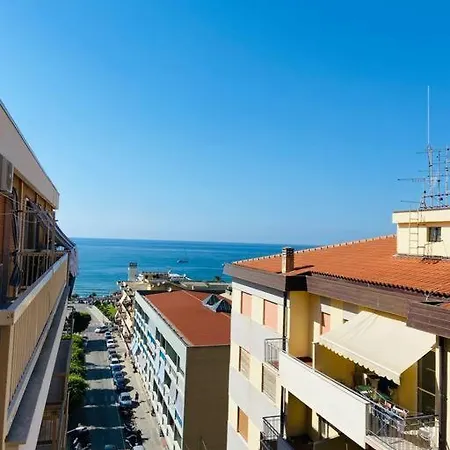 Casa Di Frank: A Due Passi Dal Mare