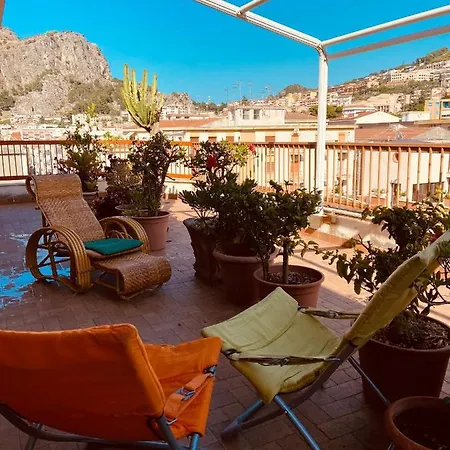 Casa Di Frank: A Due Passi Dal Mare Apartment *