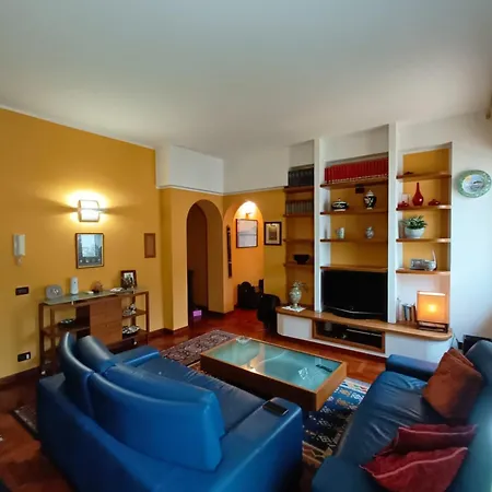 Casa Di Frank: A Due Passi Dal Mare Apartment *